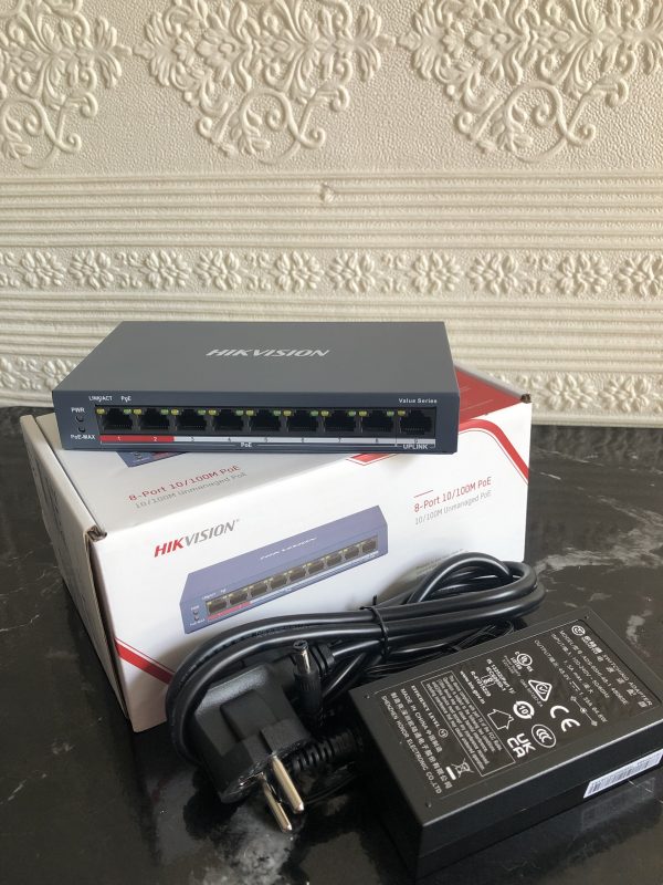 8-Port 100M PoE Switch HIKVISION DS-3E0109P-E/M(B)